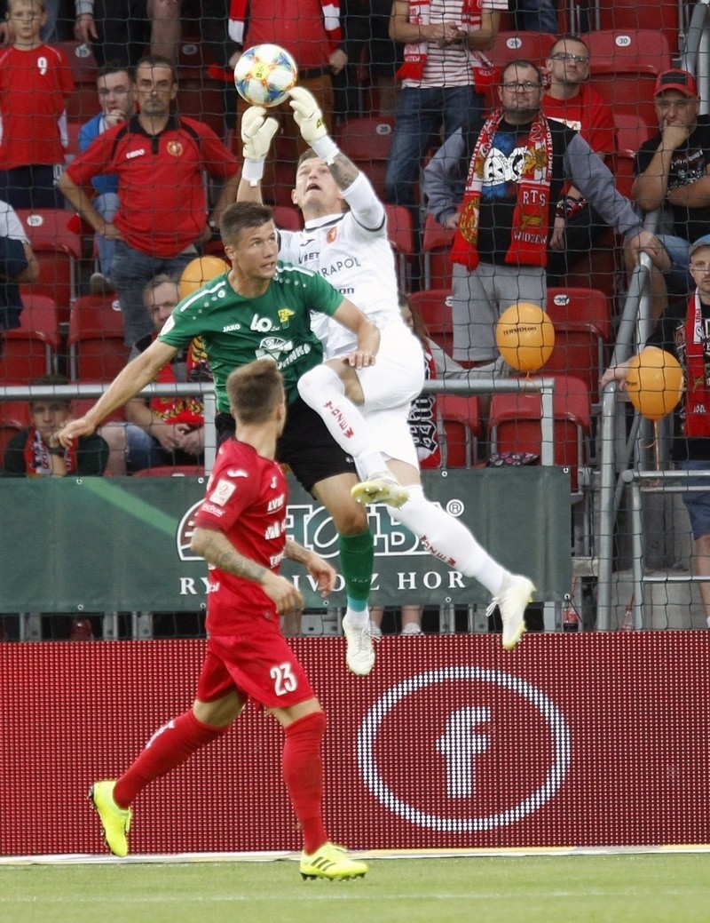 Piłkarska druga liga. W zespole Widzewa Łódź potrzebne są zmiany!