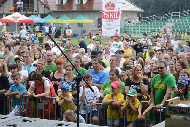 Tłumy kibiców zjawią się 7 sierpnia w Mostkach.