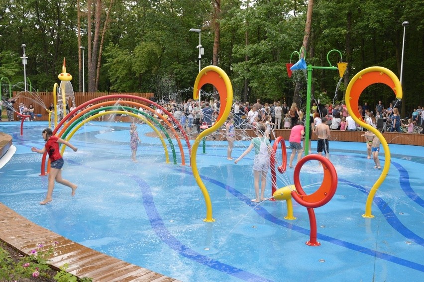 Na Dzień Dziecka otwarto rozbudowany park linowy i wodny plac zabaw