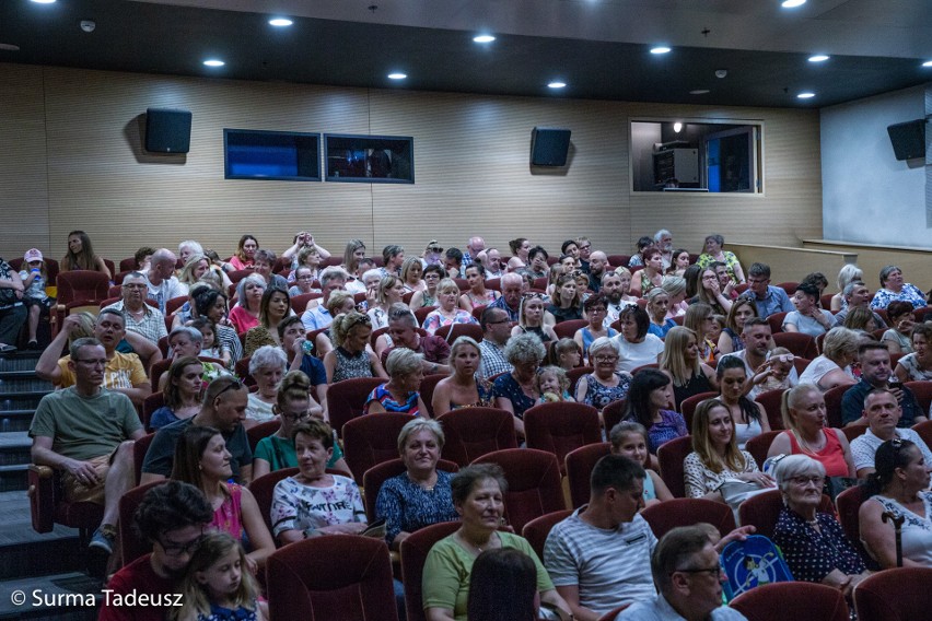 Tancerki z Młodzieżowego Domu Kultury w pięknym pokazie na zakończenie roku [ZDJĘCIA]