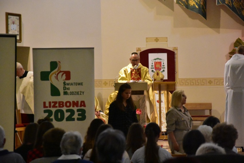 Symbole Światowych Dni Młodzieży - Krzyż i ikona Matki Bożej Salus Populi Romani są już w Kielcach [ZDJĘCIA]