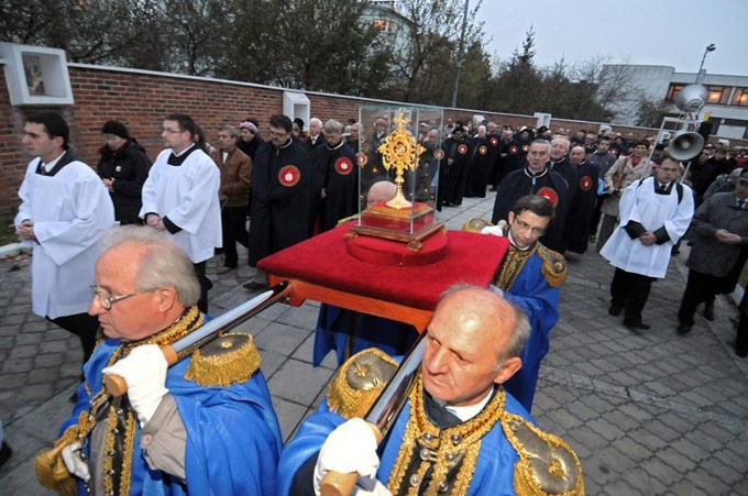 Relikwie ks. Popiełuszki już na Wyżynach