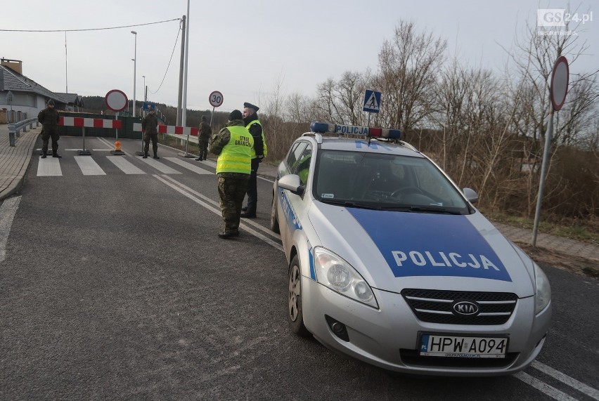 Polacy przekraczający granicę od razu trafiają na kwarantannę. Jak wygląda sytuacja na granicach? [ZDJĘCIA, WIDEO] 15.03.2020