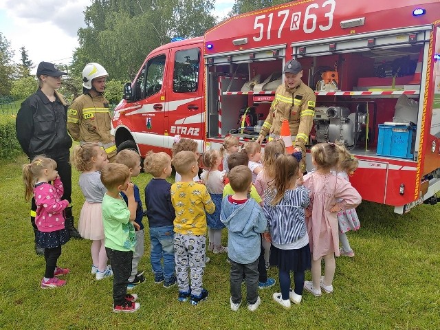 Główną atrakcją Dnia Dziecka było spotkanie ze strażakami Ochotniczej Straży Pożarnej w Nisku
