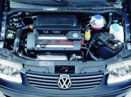 Fot. VW: Benzynowy silnik o pojemności 1,4 l  16V o mocy 100...