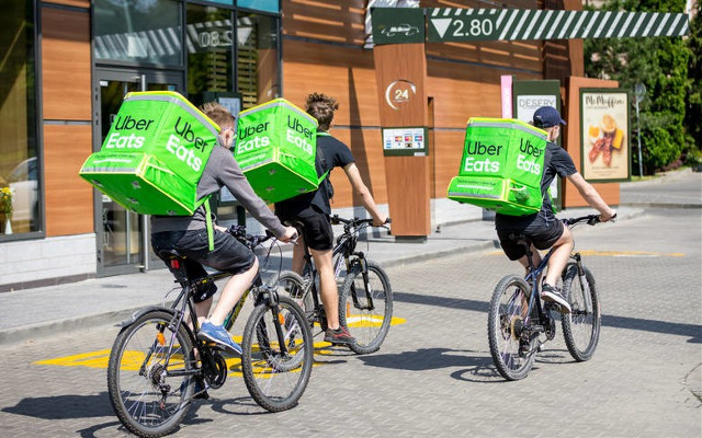 Uber Eats w Białymstoku. Popularna usługa debiutuje na podlaskim rynku