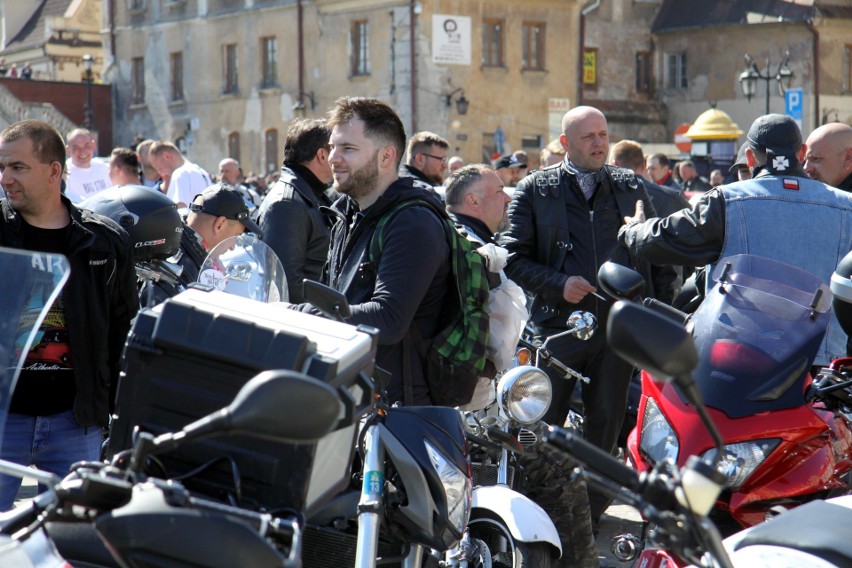 Rozpoczęcie sezonu motocyklowego 2018 w Lublinie. Przez miasto przejechała głośna parada (ZDJĘCIA)