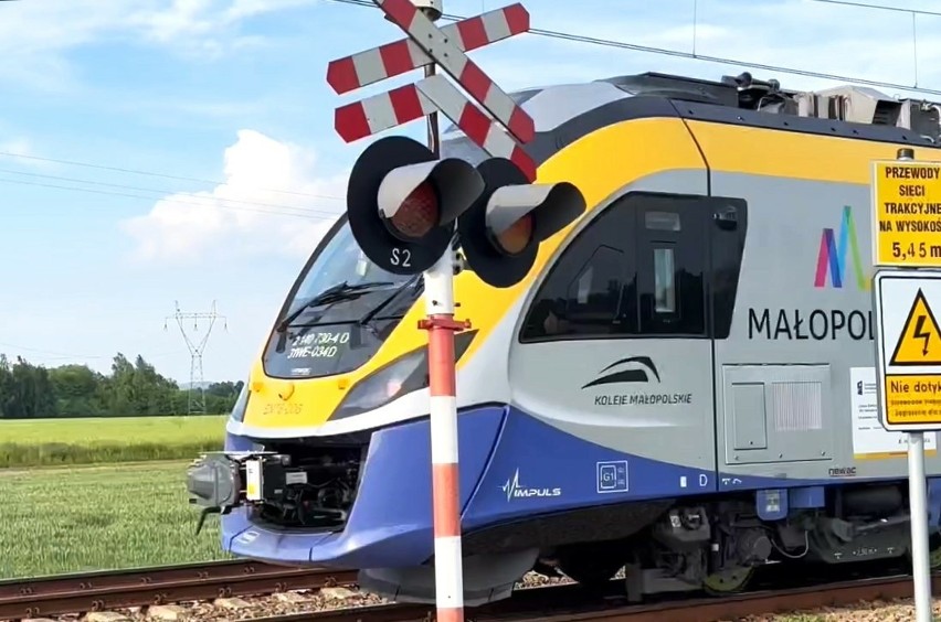 PKP PLK będzie modernizować niestrzeżone przejazdy kolejowe wzdłuż linii 94 z Krakowa Płaszowa do Oświęcimia
