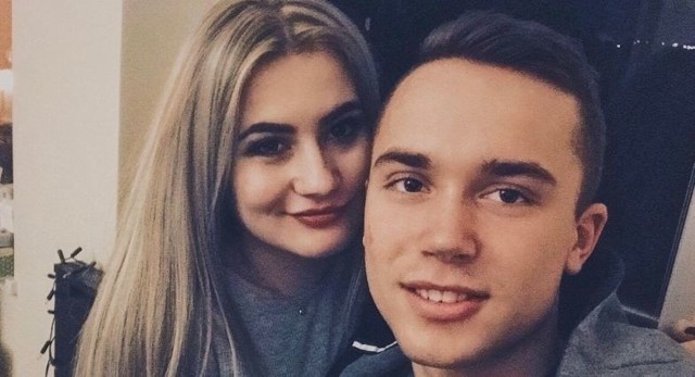 Piotr Poński ma 19 lat. Jest wychowankiem Trójki Sandomierz. Obecnie jest napastnikiem Korony Kielce. Na koncie ma 2 występy w Lotto Ekstraklasie. Jego wiernym kibicem jest dziewczyna Daria