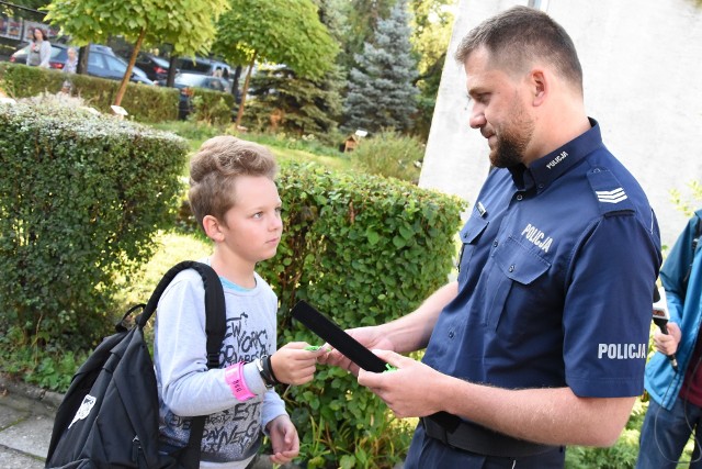 Policjanci pod opolskimi szkołami będą przez cały tydzień.