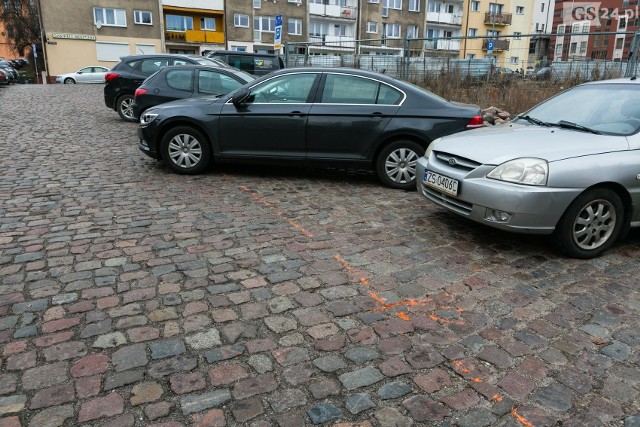 Wkrótce powierzchnia placu Rynek Nowy zmniejszy się o około 1/4 ze względu na przygotowania do budowy hotelu.