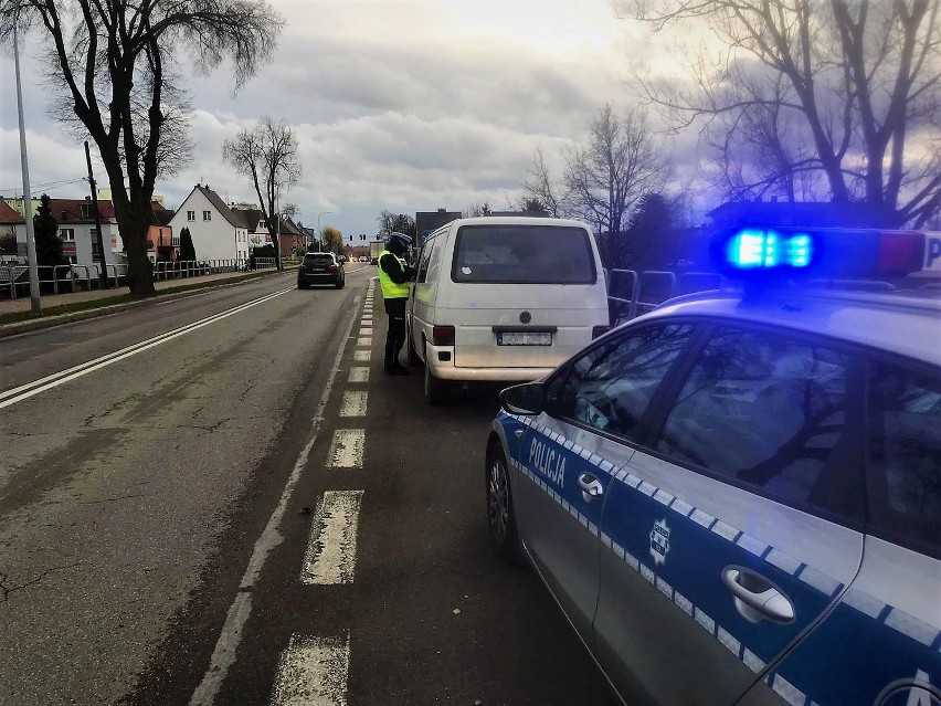 Policjanci z Komendy Powiatowej Policji w Bytowie...