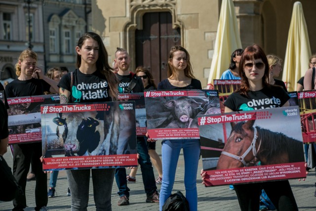 W Polsce akcję Stop The Trucks koordynuje Stowarzyszenie Otwarte Klatki.