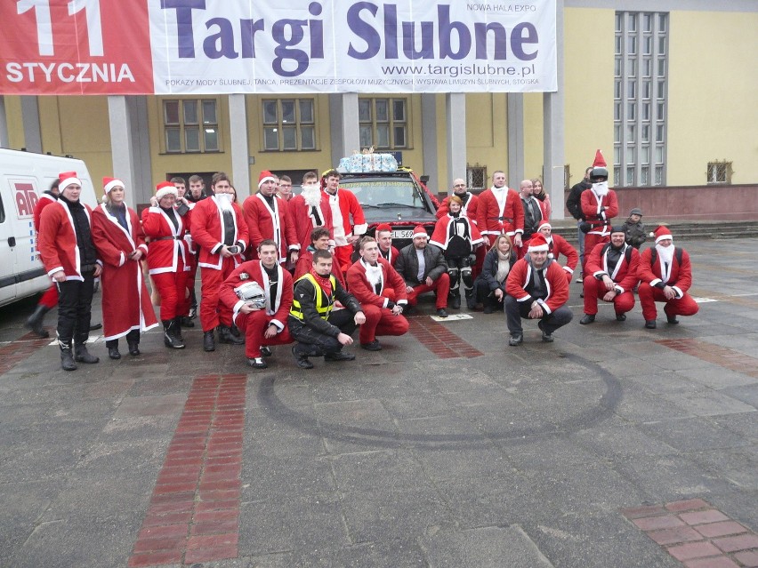 Mikołaje na Motocyklach 2014. Łódzcy motocykliści zawieźli prezenty do domów dziecka [ZDJĘCIA+FILM]