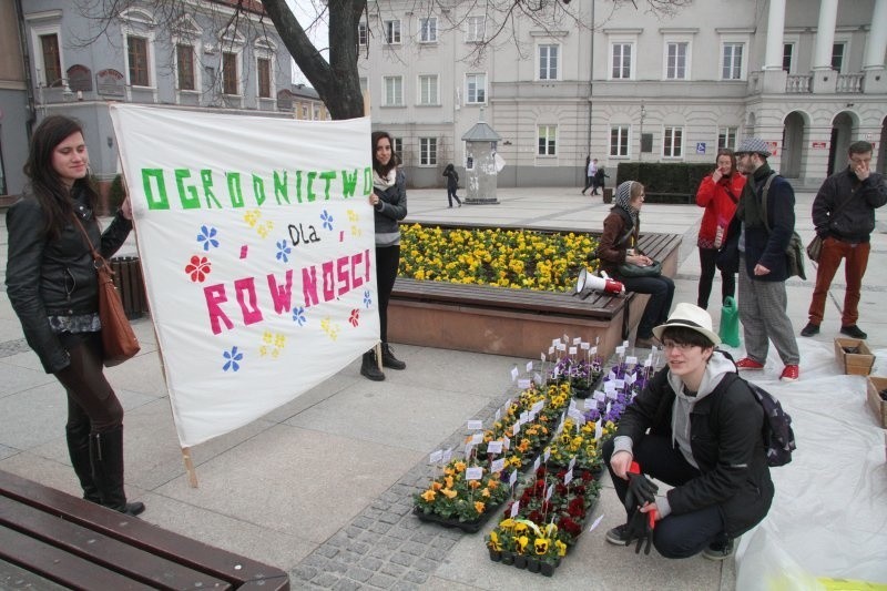 Happening "Ogrodnictwo dla równości" w Kielcach