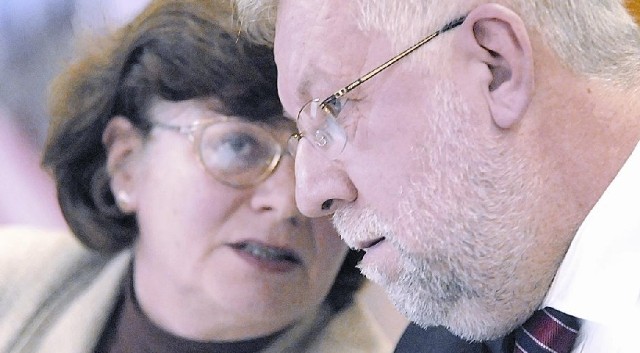 Elżbieta Płonka i Krzysztof Szymański w czasie, gdy rządzili naszym regionem podjęli decyzje, za które wkrótce staną przed sądem.