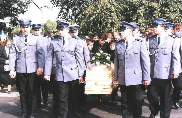 Pogrzeb aspiranta Gustawa Gębalskiego, zamordowanego policjanta z Gorzyc