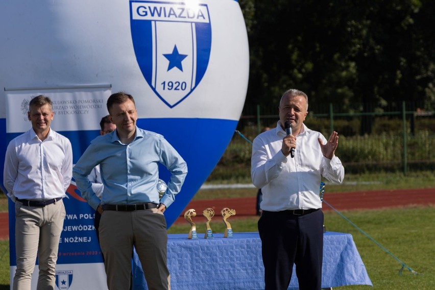 Urząd Wojewódzki z Bydgoszczy z brązowym medalem piłkarskich mistrzostw Polski [zdjęcia] 