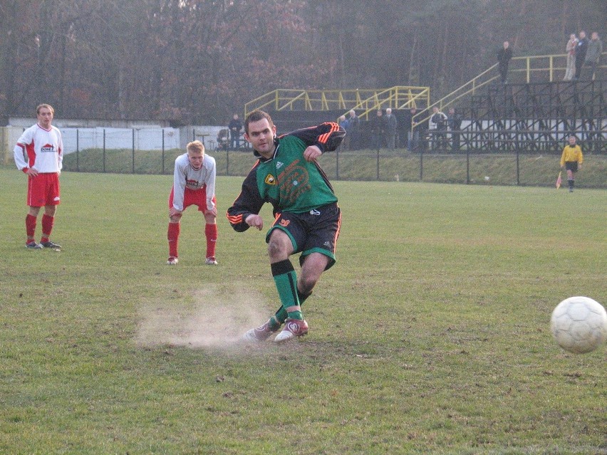 Mecz na głównej płycie obiektu MK Górnik Katowice