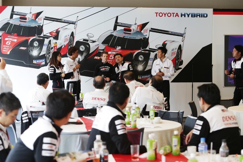 Zespół Toyota Gazoo Racing zajął pierwsze miejsce w...