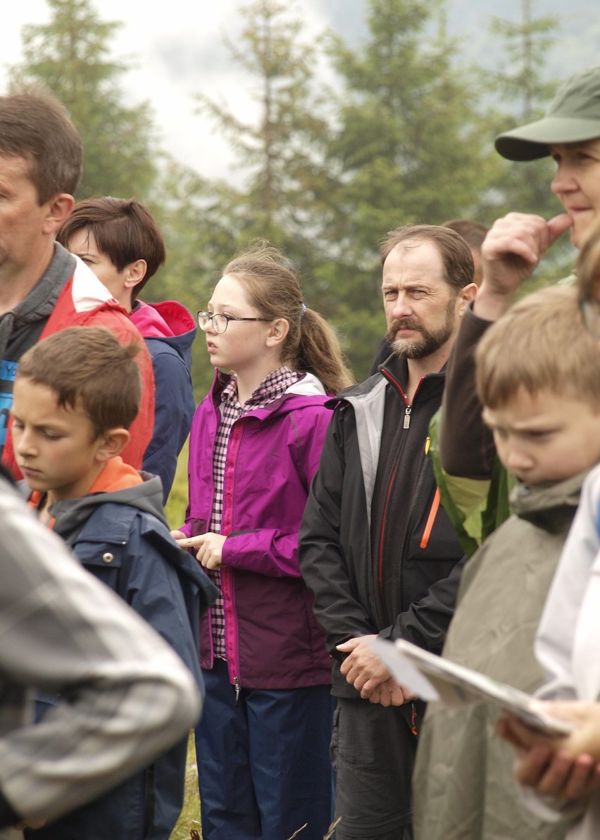 Odkryj Beskid Wyspowy. Mimo niesprzyjającej pogody pokonali Jasień [ZDJĘCIA]