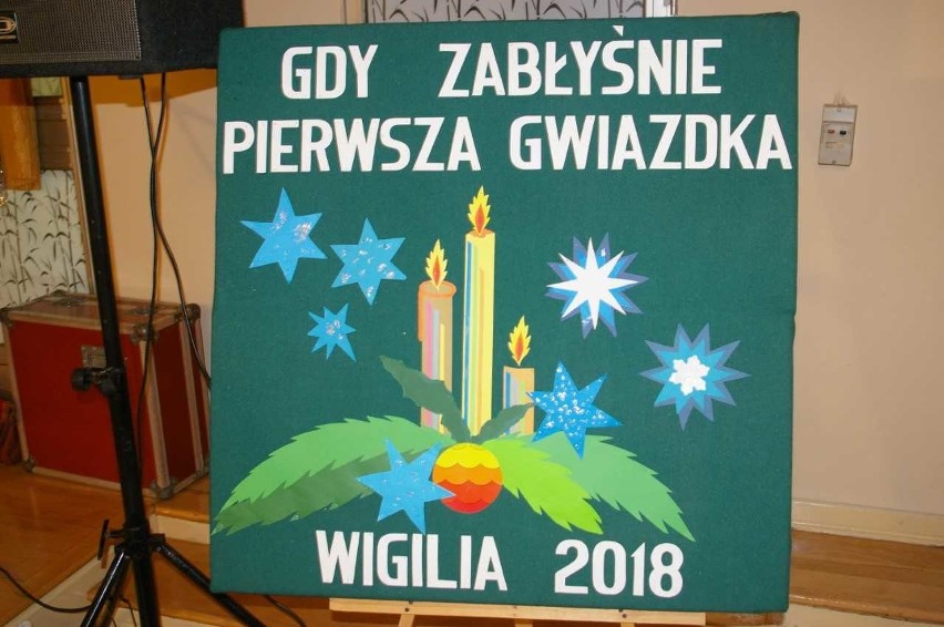 Spotkanie opłatkowe dla starszych i samotnych w Klubie Spółdzielczym „Wanacja” w Starachowicach