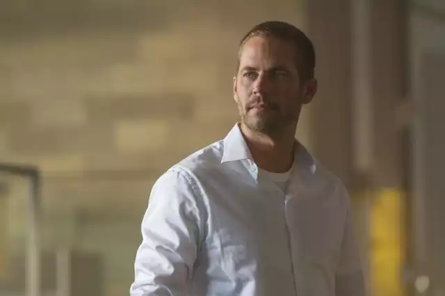 Paul Walker zagrał w kilku filmach z serii "Szybcy i wściekli". Wcielał się w rolę Briana O'Connera. Zginął podczas kręcenia zdjęć do "Szybcy i wściekli 7"