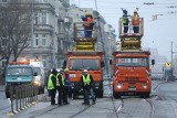 Awaria na Grabiszyńskiej naprawiona. Jeżdżą już tramwaje i samochody (ZDJĘCIA, FILMY)