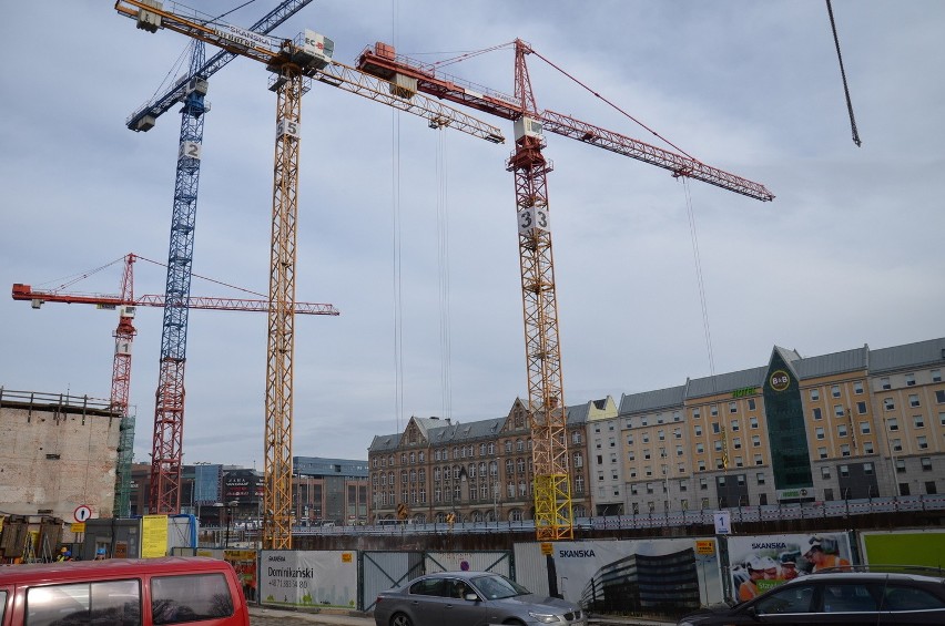 Biurowiec Dominikański ma już pierwszych najemców. Biura wynajęła... sama Skanska