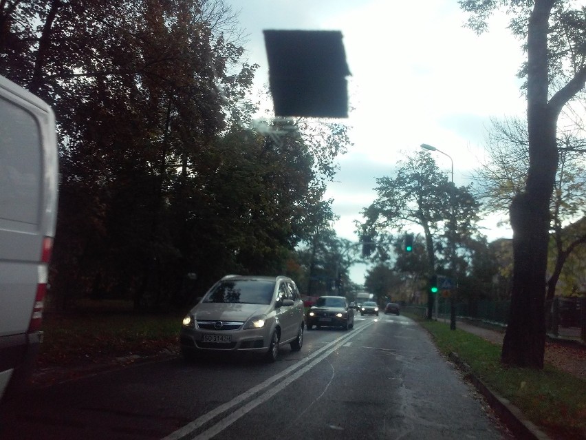 Wypadek na DTŚ. Korki są ogromne po zderzeniu pięciu...