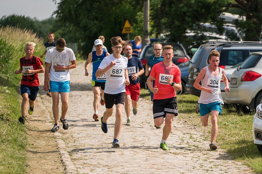 Nowy Sącz: Pobiegli, aby pomóc 17-letniemu Mariuszowi