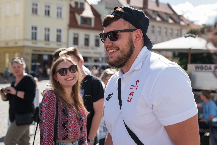 Konrad Bukowiecki z miejsca stał się "twarzą" bydgoskich...