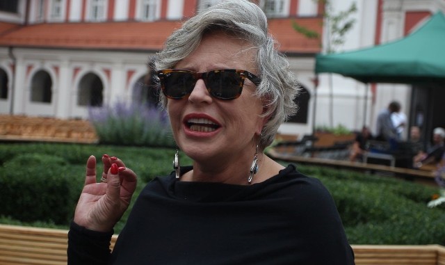 Krystyna Janda: Postanowiłam solidarnie przyłączyć się do jednodniowego Strajku Kobiet Polskich