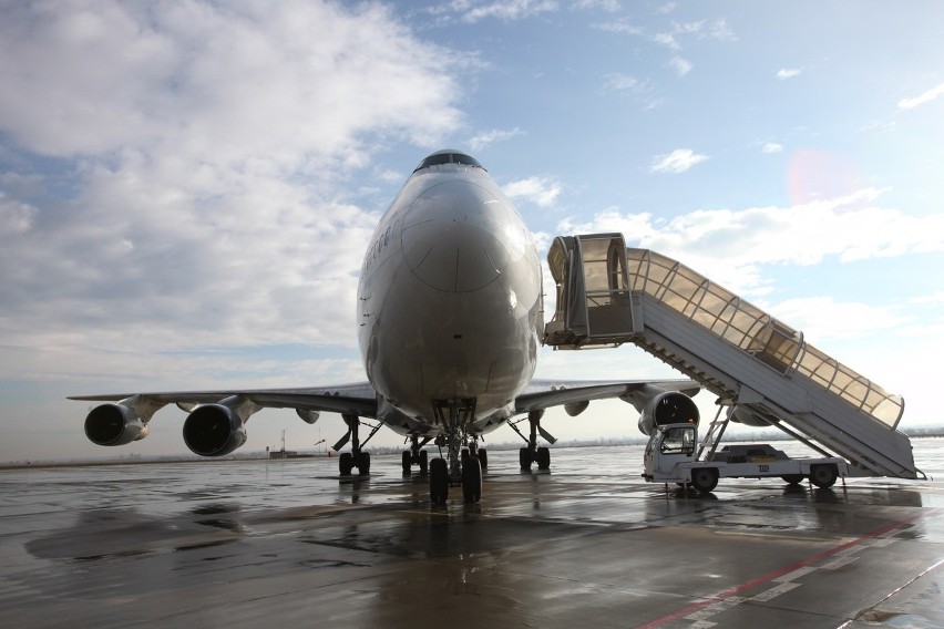 Nieplanowane lądowanie nigeryjskiego Boeinga 747 w Jasionce [ZDJĘCIA]