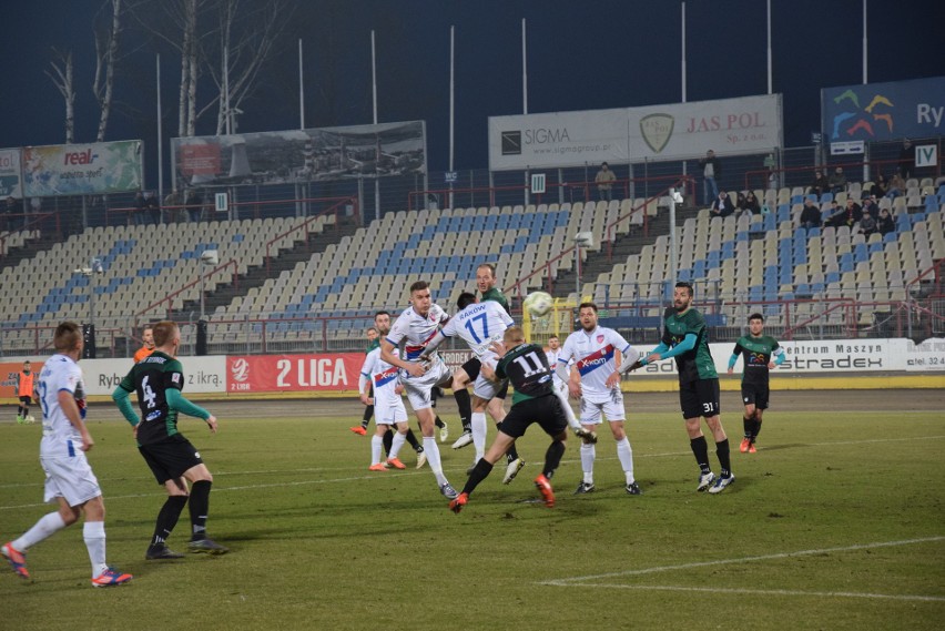 Drużyna Raków Częstochowa pokonała ROW 1964 Rybnik 2:1