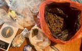 Narkotyki w Sosnowcu. To ponad cztery kilogramy różnego rodzaju substancji. Kryminalni zatrzymali dwóch podejrzanych