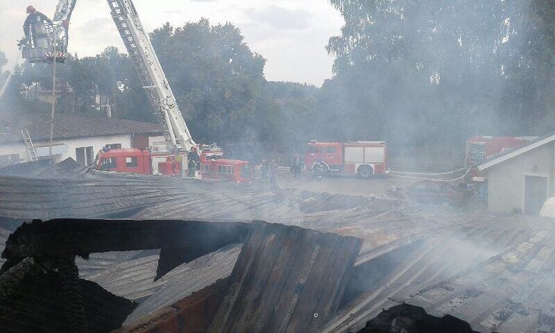 Kilkanaście jednostek straży pożarnej z Chojnic, Czerska i...