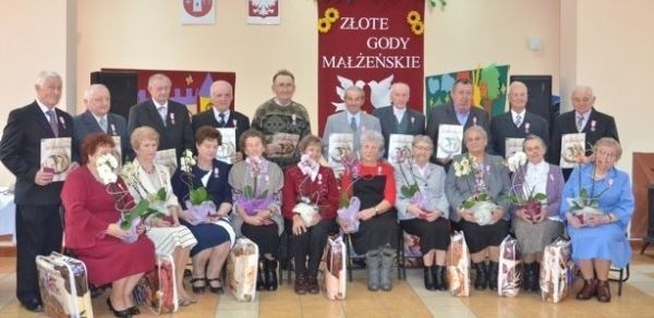 Pary z gminy Słupia Jędrzejowska, które obchodziły w tym roku 50 lat pożycia małżeńskiego.
