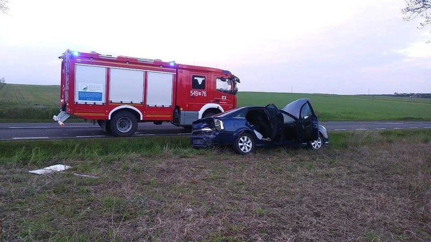 Wypadek w Zgleczewie-Panieńskim. 7.05.2021. Zderzenie dwóch aut. Zdjęcia