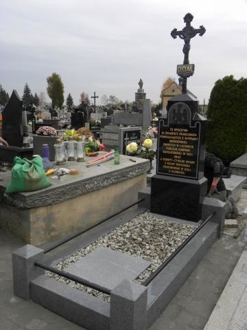 Nowy pomnik na cmentarzu w Kłobucku