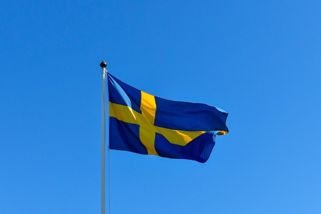 W sądzie rejonowym Attunda pod Sztokholmem rozpoczął się proces Polaka oraz trzech innych osób powiązanych z zeszłoroczną strzelaniną w stolicy Szwecji.