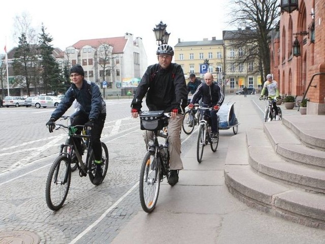 Rajdy dla rowerzystów w Kobylnicy.