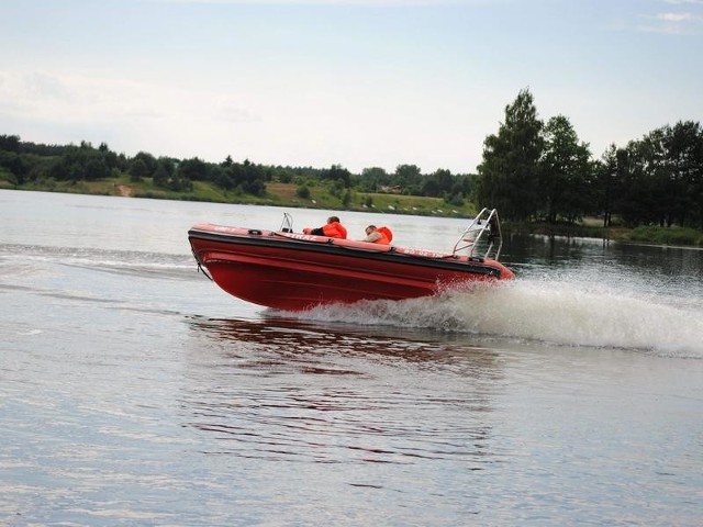 Na tę najszybszą łódź ratunkową złożyli się: gmina, powiat i urząd marszałkowski