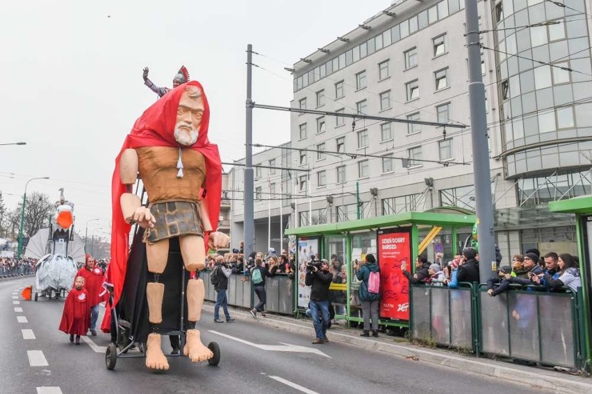 Imieniny Ulicy Święty Marcin 2018 - tak wyglądał korowód i...