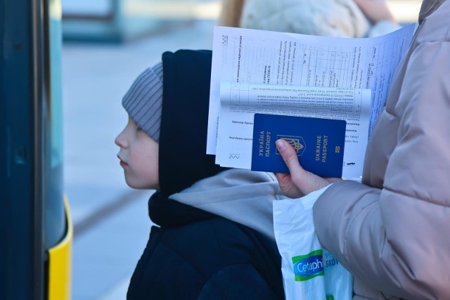 Prawa mieszkańców Ukrainy pochodzących z państw trzecich m.in. do pobytu i podejmowania pracy, wygasną w Holandii 4 września.