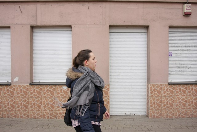 Najczęściej zawiesza się działalność, licząc na możliwość jej przywrócenia po zmianie warunków. I to się nie zmieniło od zeszłego roku. Wielu przedsiębiorców nie ma już nadziei na poprawę ich sytuacji, woli ostatecznie zamykać firmy i szukać dla siebie nowych rozwiązań.