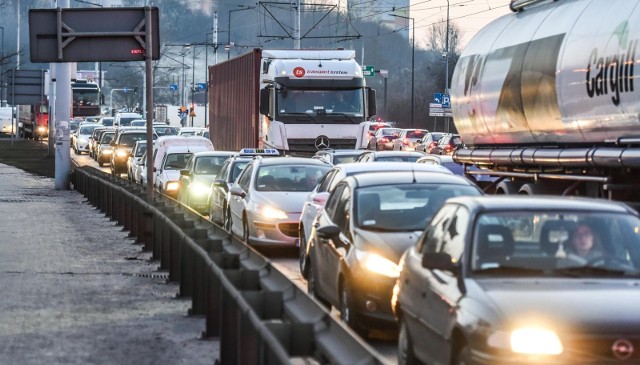 12 lutego 2022 roku ma odbyć się Polski Konwój Wolności, czyli ogólnopolski strajk pokojowy. Mają wziąć w nim udział kierowcy wszystkich pojazdów: tirów, busów, samochodów osobowych, taksówek itp. Pierwszy taki konwój odbył się w Kanadzie.