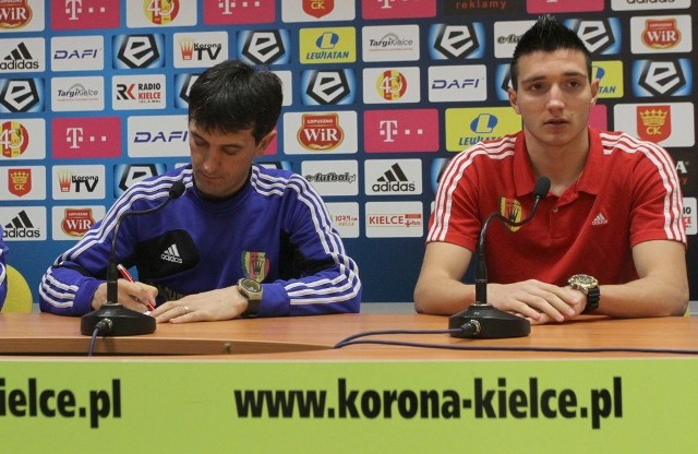 Trener Jose Rojo Martn Pacheta i Vanja Marković na konferencji prasowej przed meczem z Zagłębiem Lubin.