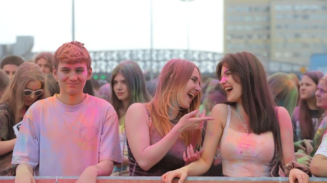 Szalona zabawa na Festiwalu Kolorów w Kielcach! Więcej zdjęć na kolejnych slajdach >>>