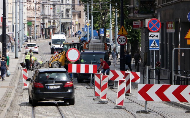 Ulica Wybickiego w Grudziądzu otwarta dla ruchu samochodów i tramwajów zostanie w poniedziałek, 20 lipca